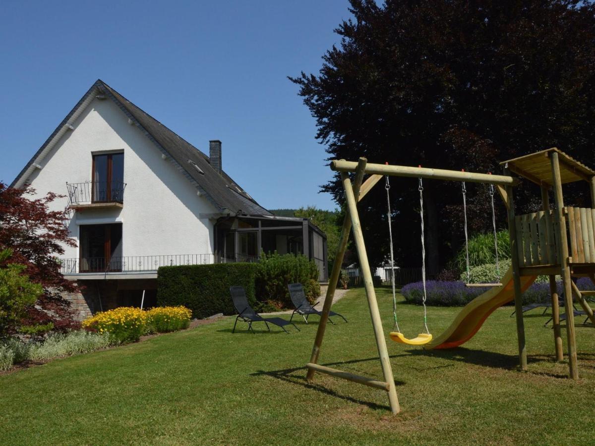Elegant Villa In Stavelot With Fitness Playroom Exterior foto
