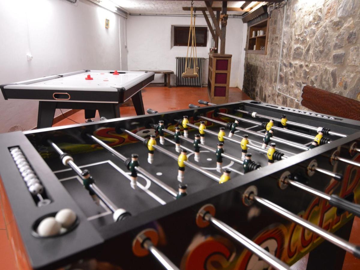 Elegant Villa In Stavelot With Fitness Playroom Exterior foto